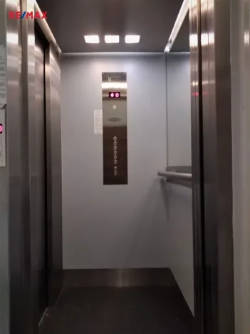 Pronájem bytu 1+kk, Praha - Vršovice, Orelská, 24 m2