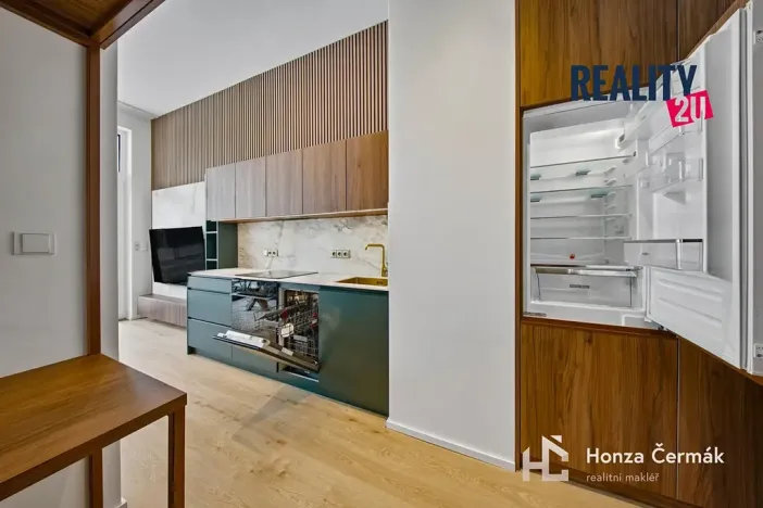 Pronájem bytu 1+kk, Brno, 42 m2