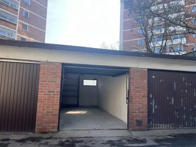 Prodej garáže, Praha - Michle, V dolině, 18 m2