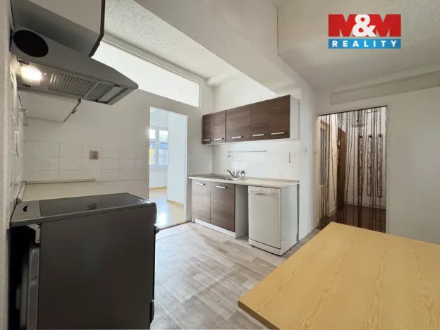 Prodej bytu 2+1, Karlovy Vary - Rybáře, Sokolovská, 77 m2