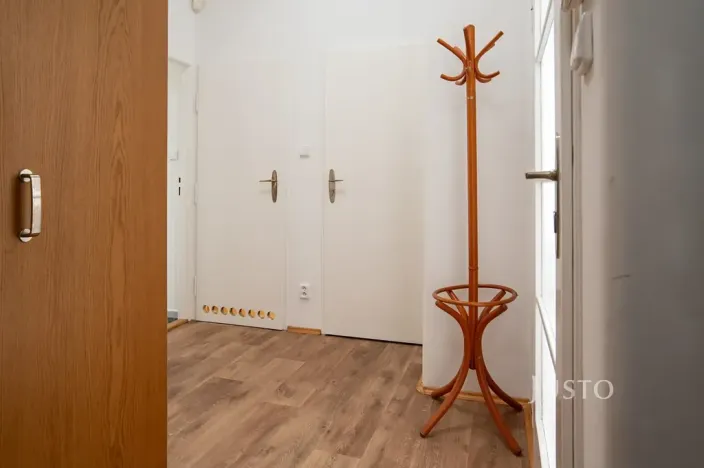 Pronájem bytu 2+kk, Praha - Dejvice, České družiny, 43 m2