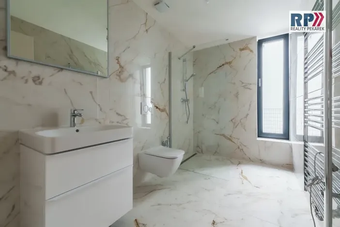 Prodej bytu 5+kk, Praha - Klánovice, U trativodu, 146 m2