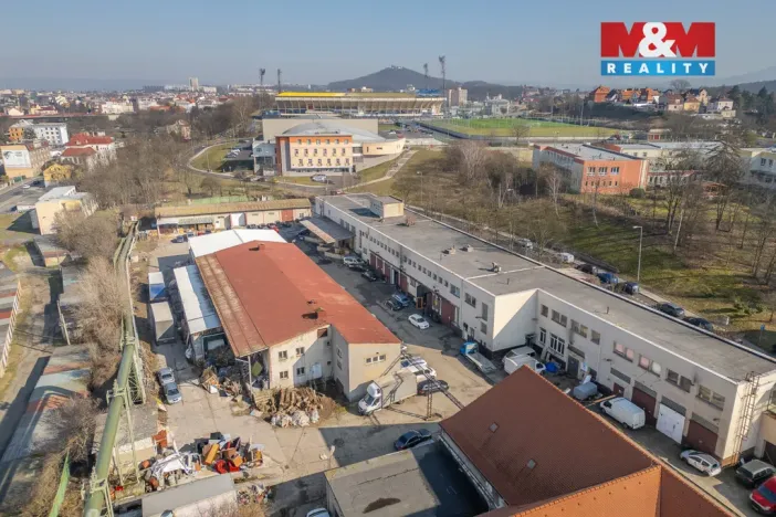 Prodej obchodního prostoru, Teplice, Libušina, 760 m2