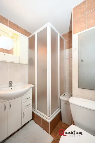 Pronájem bytu 2+kk, Praha - Modřany, Urbánkova, 41 m2