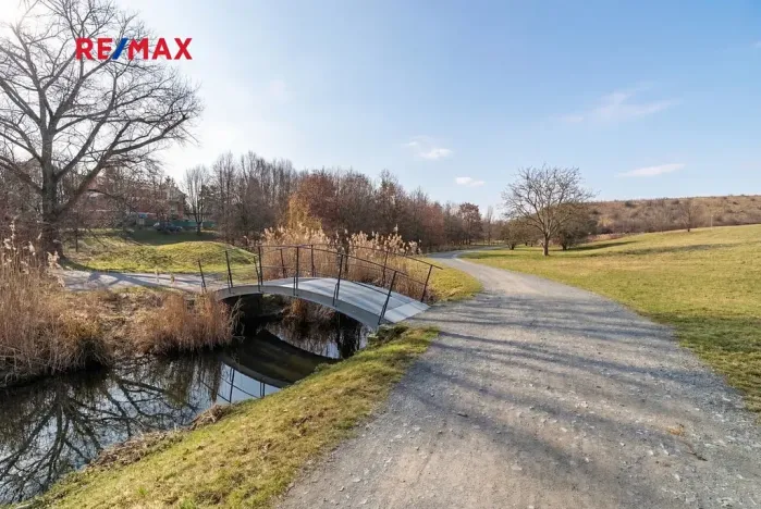 Prodej bytu 2+kk, Praha - Hostavice, U Hostavického potoka, 50 m2