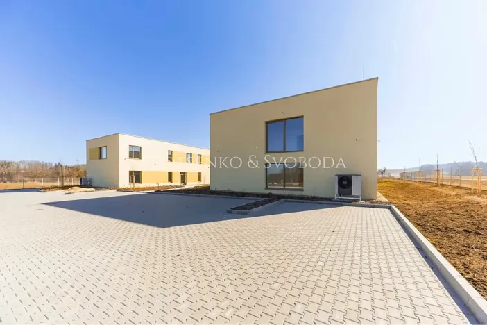 Pronájem kanceláře, Velká Bíteš, 937 m2