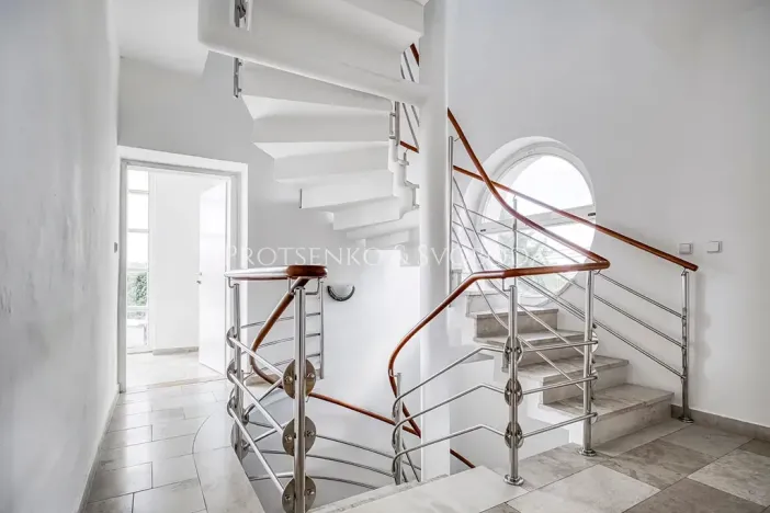 Prodej ubytování, Křižanov, Benešovo náměstí, 530 m2