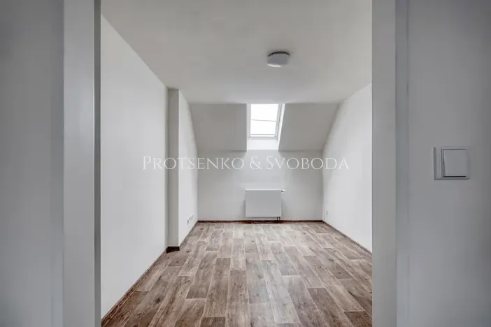 Prodej apartmánu, Prosečné, 349 m2