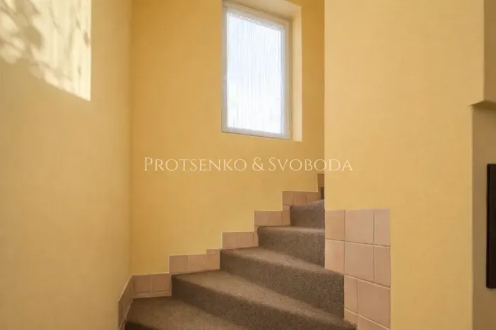 Prodej činžovního domu, Kolín, Ke Hřišti, 186 m2