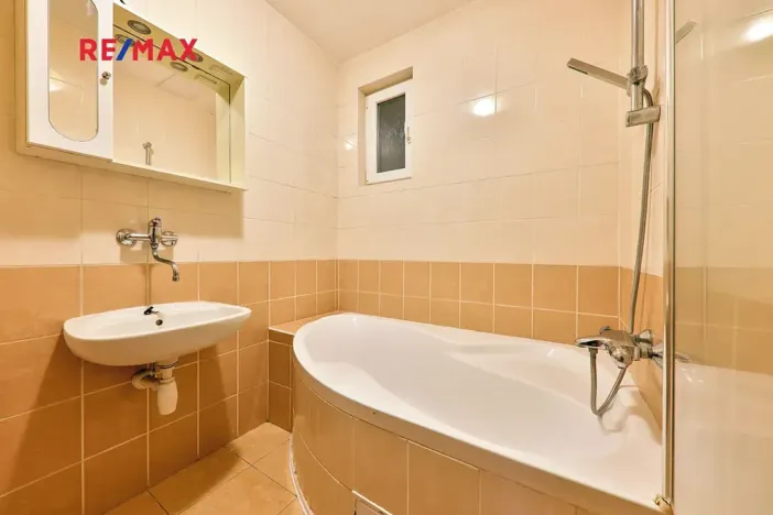 Pronájem bytu 2+kk, Plzeň, Na Belánce, 62 m2