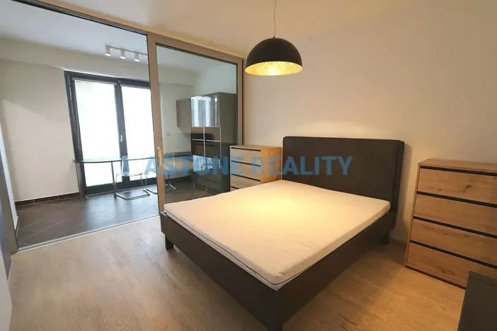 Prodej bytu 2+kk, Praha - Žižkov, Olšanská, 59 m2