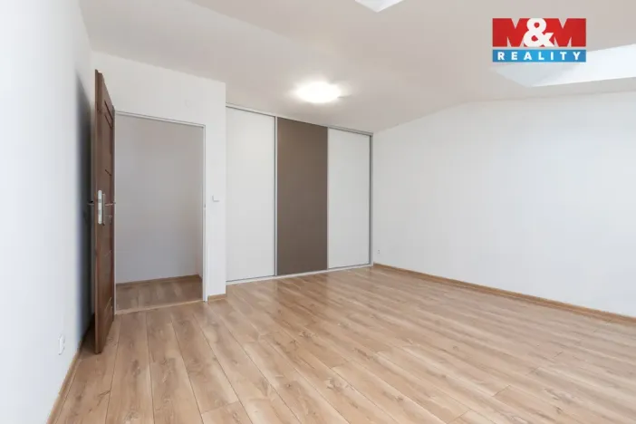 Prodej atypického bytu, Bohumín - Nový Bohumín, Čáslavská, 125 m2