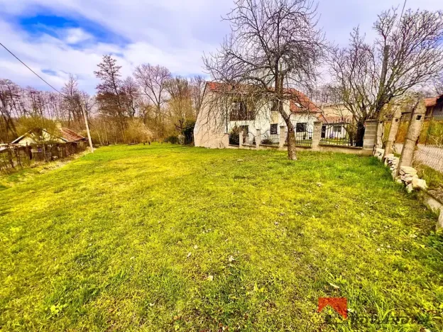 Prodej pozemku pro bydlení, Malý Újezd, 966 m2