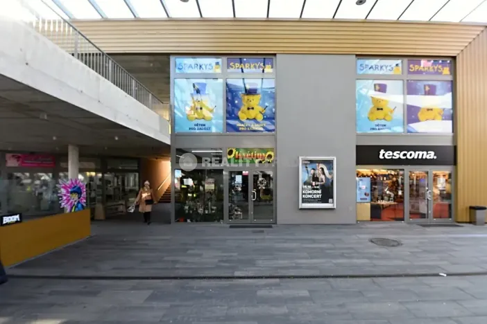 Pronájem obchodního prostoru, Strakonice, Bezděkovská, 58 m2