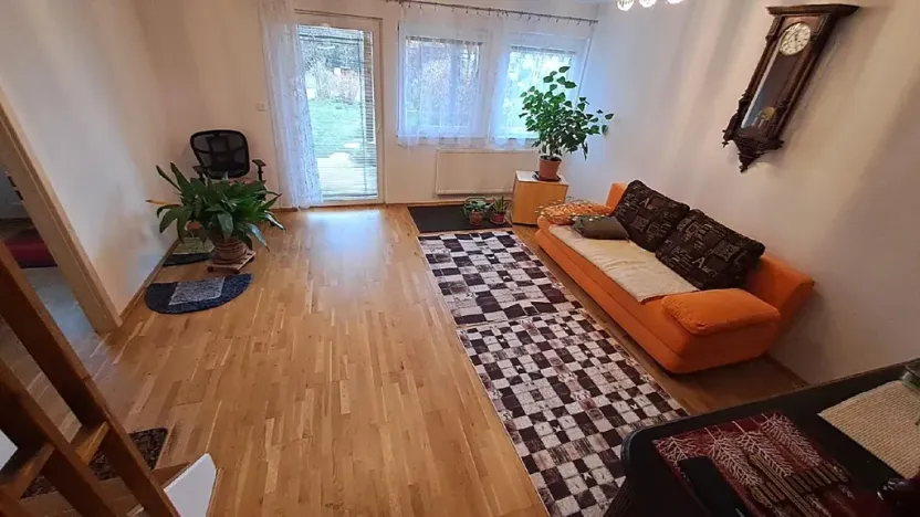 Prodej rodinného domu, Tišice, Hasičská, 150 m2