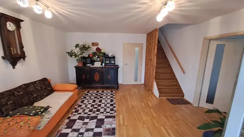 Prodej rodinného domu, Tišice, Hasičská, 150 m2