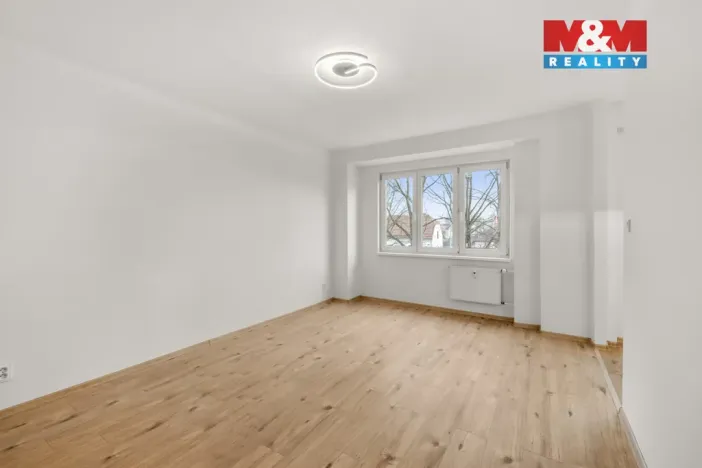 Prodej bytu 2+1, Kralupy nad Vltavou - Lobeček, Štefánikova, 53 m2