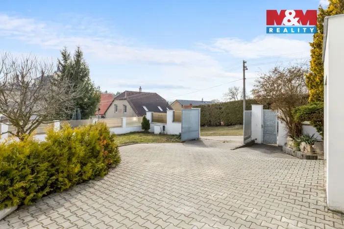 Prodej rodinného domu, Klobuky, Učitelská, 180 m2