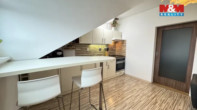 Pronájem bytu 2+kk, Olomouc, Hodolanská, 51 m2