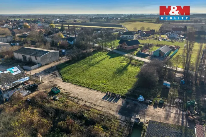 Prodej komerčního pozemku, Nedomice, 2841 m2