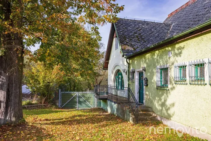 Prodej restaurace, Týnec nad Sázavou, 479 m2