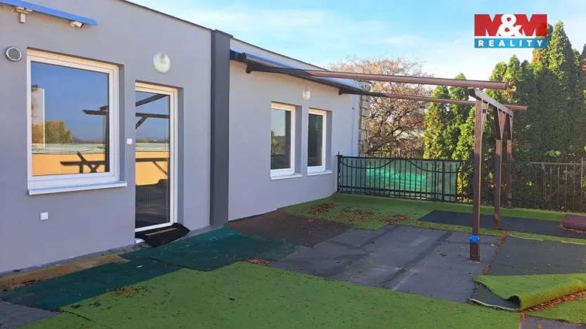 Prodej obchodního prostoru, Práče, 3212 m2