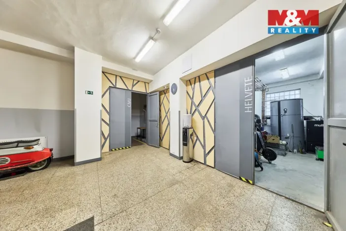 Prodej obchodního prostoru, Trutnov - Horní Staré Město, 1667 m2