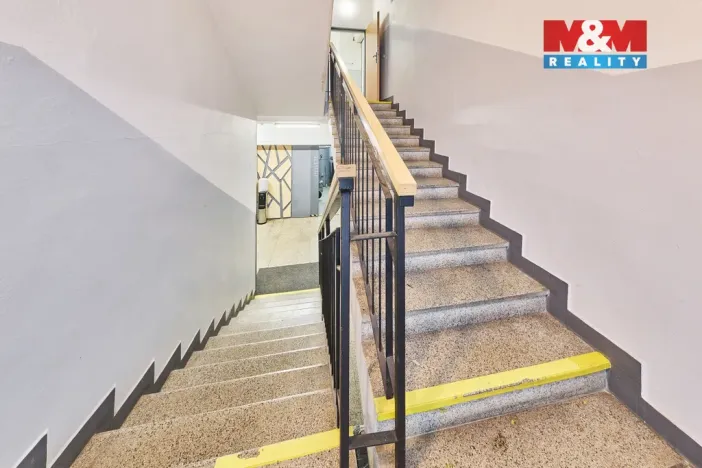 Prodej skladu, Trutnov - Horní Staré Město, 1667 m2