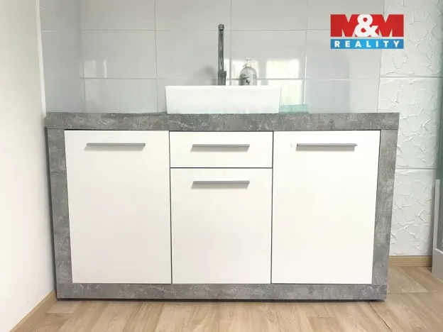 Pronájem komerční nemovitosti, Most, Kpt. Jaroše, 29 m2