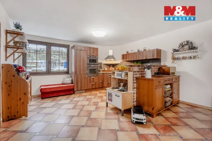 Prodej rodinného domu, Chuderov - Žežice, 182 m2