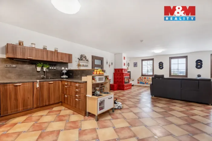 Prodej rodinného domu, Chuderov - Žežice, 182 m2