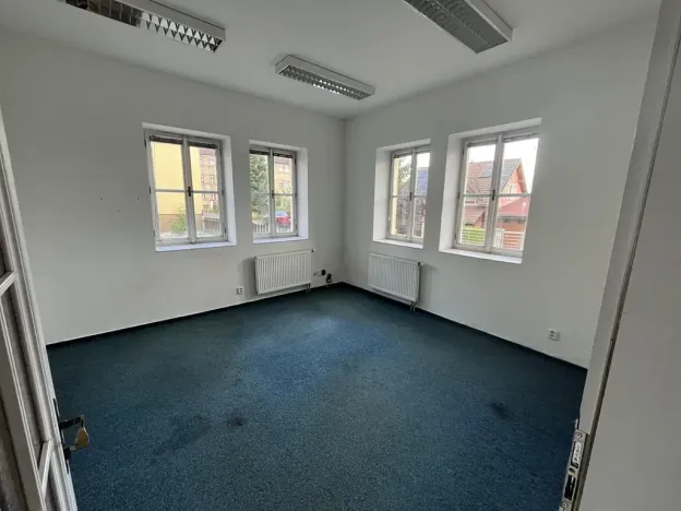 Pronájem komerční nemovitosti, Liberec, Karoliny Světlé, 305 m2