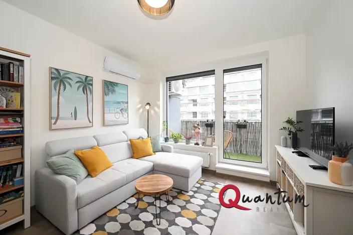 Pronájem bytu 2+kk, Praha - Vysočany, Pod Harfou, 57 m2