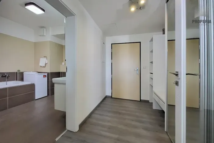 Pronájem bytu 2+kk, Brno, Pražákova, 55 m2