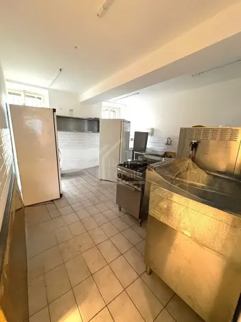 Pronájem restaurace, Praha, Rumunská, 85 m2