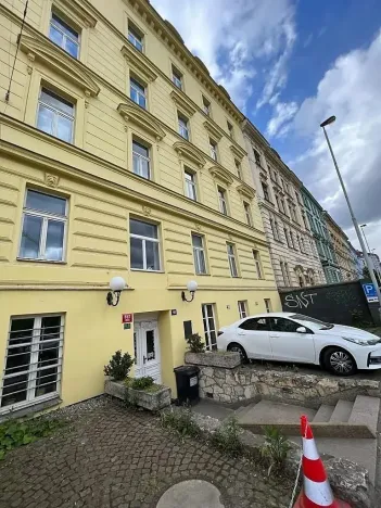 Prodej bytu 2+kk, Praha - Smíchov, Radlická, 60 m2