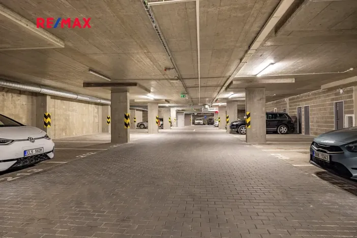 Prodej bytu 1+kk, Praha - Ruzyně, Stočesova, 30 m2