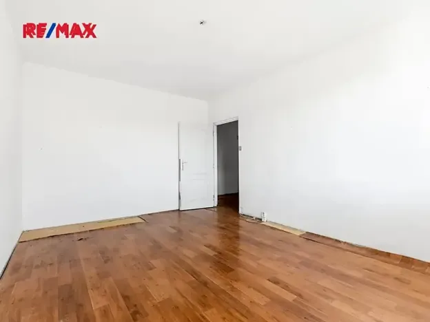 Prodej bytu 2+1, Hostomice, Školní náměstí, 55 m2