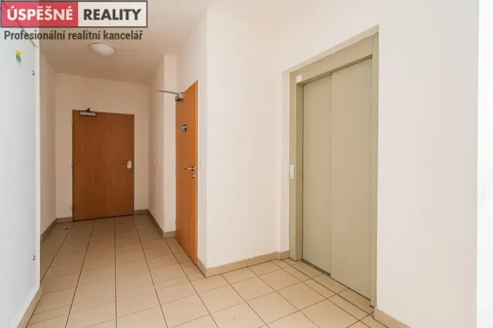 Prodej bytu 2+kk, Praha - Písnice, Švihovská, 49 m2