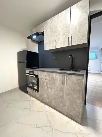 Pronájem bytu 1+1, Praha - Michle, Michelská, 30 m2