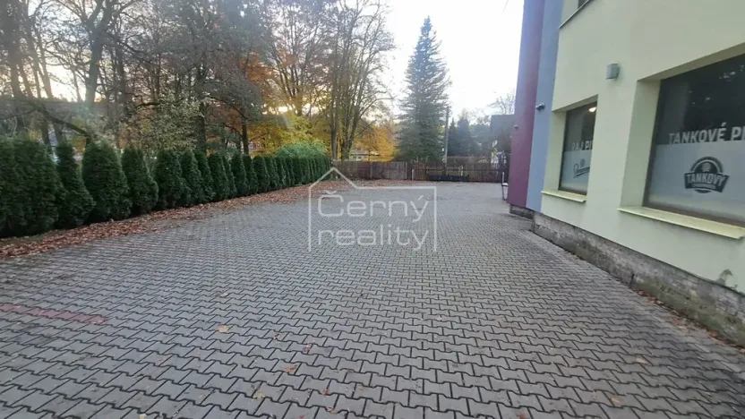 Pronájem obchodního prostoru, Hronov, Hostovského, 180 m2