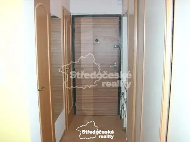 Pronájem bytu 2+kk, Praha - Kamýk, Machuldova, 43 m2