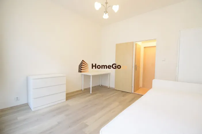 Pronájem bytu 1+kk, Praha - Vršovice, Sevastopolská, 19 m2