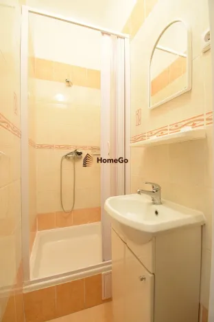 Pronájem bytu 1+kk, Praha - Vršovice, Sevastopolská, 19 m2