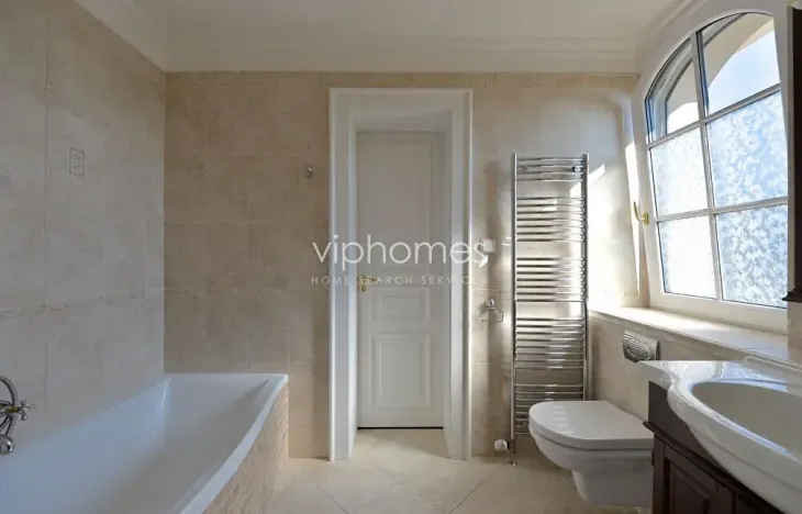 Pronájem vily, Praha - Nebušice, 400 m2