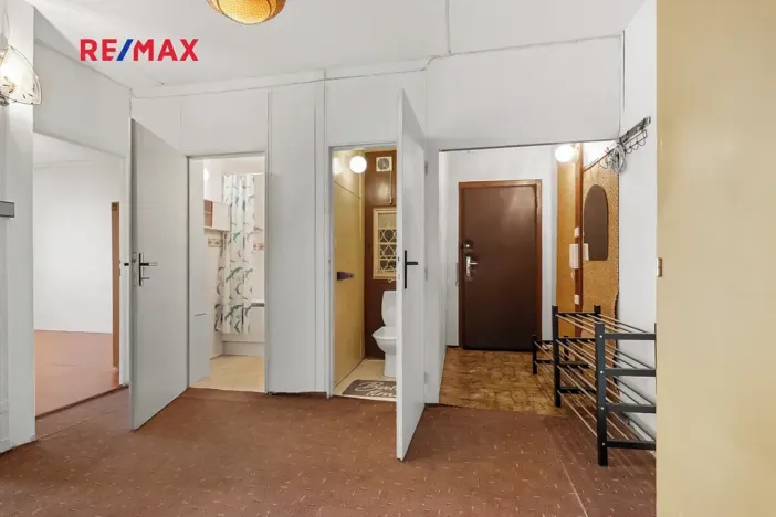 Prodej bytu 3+1, Praha - Chodov, Mikulova, 64 m2