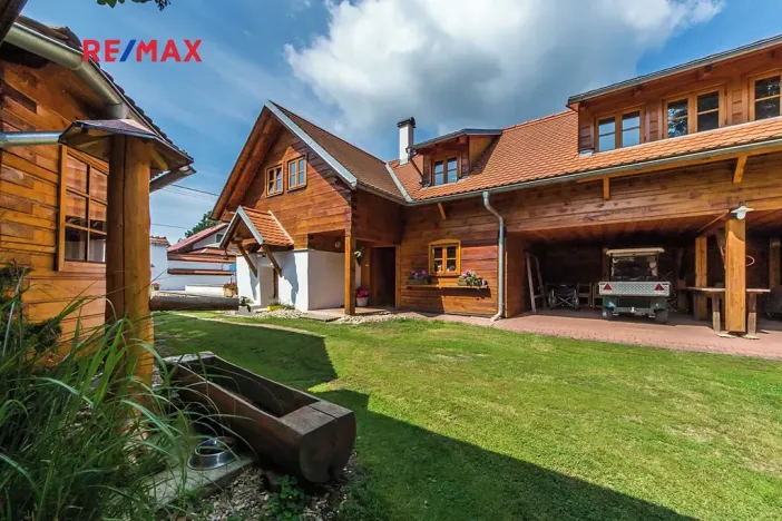 Prodej vícegeneračního domu, Lípa nad Orlicí, 340 m2