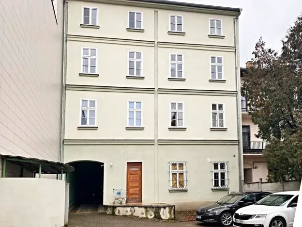 Pronájem obchodního prostoru, Brno, Štefánikova, 110 m2