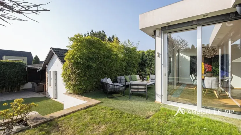 Prodej rodinného domu, Moravany, V Jámách, 382 m2