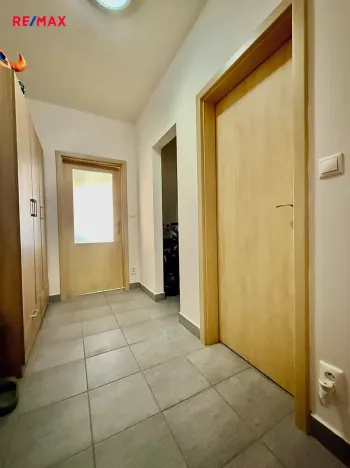 Pronájem bytu 1+kk, Plzeň, Květná, 35 m2